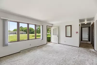 6266 N 900 E, New Carlisle, IN 46552 - Photo 4