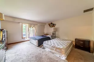 1494 Lake St, Hobart, IN 46342 - Photo 16