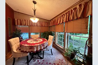 922 W 250 N, Morocco, IN 47963 - Photo 4