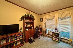 922 W 250 N, Morocco, IN 47963 - Photo 24