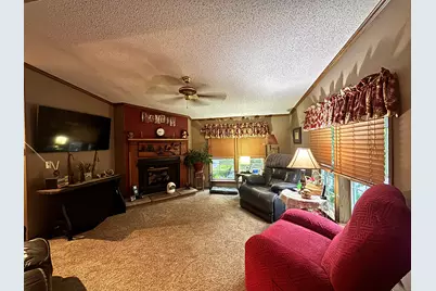922 W 250 N, Morocco, IN 47963 - Photo 2