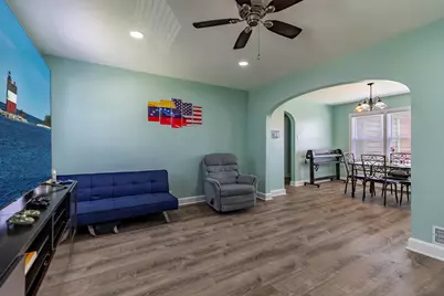 7237 Jefferson Avenue, Hammond, IN 46324 - Photo 8