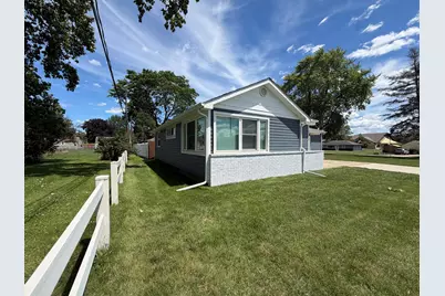 314 S Bray Street, New Carlisle, IN 46552 - Photo 2
