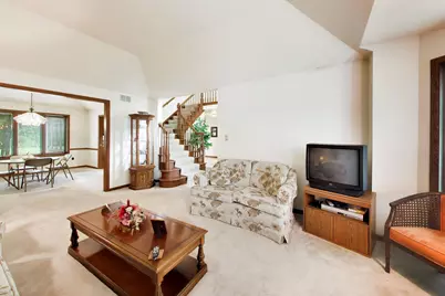 10330 Marlou Drive, Munster, IN 46321 - Photo 6