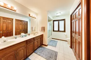 10330 Marlou Dr, Munster, IN 46321 - Photo 38