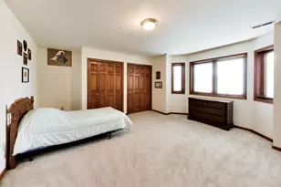 10330 Marlou Dr, Munster, IN 46321 - Photo 36