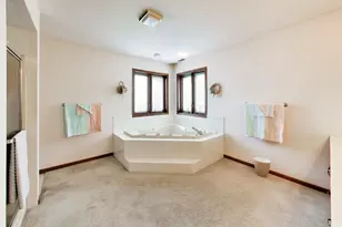 10330 Marlou Dr, Munster, IN 46321 - Photo 28