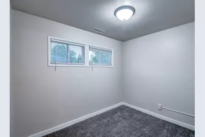 4415 W 21st Avenue, Gary, IN 46404 - Photo 14