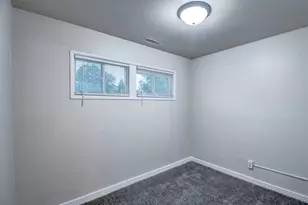 4415 W 21st Ave, Gary, IN 46404 - Photo 14