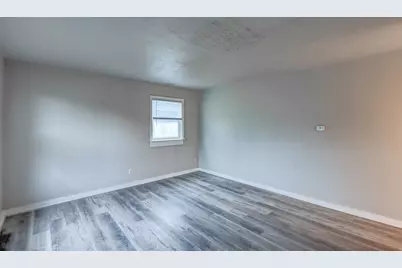4415 W 21st Avenue, Gary, IN 46404 - Photo 4