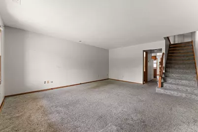 928 Jordan Circle, Schererville, IN 46375 - Photo 4
