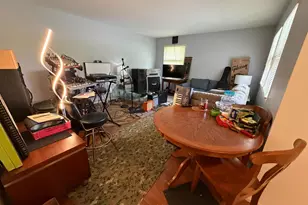 4 South St, Valparaiso, IN 46383 - Photo 8