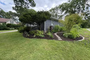 4 South St, Valparaiso, IN 46383 - Photo 6