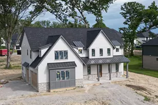 9601 Sweetspire Ave, Saint John, IN 46373 - Photo 2