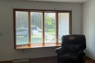 6952 Blackberry Ct, Demotte, IN 46310 - Photo 14