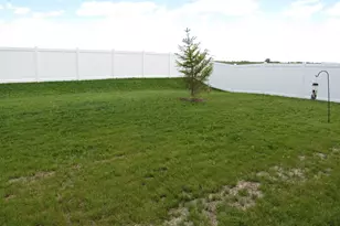 17781 Hillside Dr, Lowell, IN 46356 - Photo 34