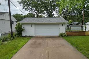 238 Walnut St, Michigan City, IN 46360 - Photo 2