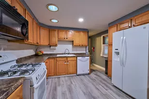 238 Walnut St, Michigan City, IN 46360 - Photo 12