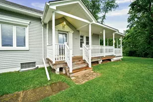 8240 Randolph St, Crown Point, IN 46307 - Photo 4
