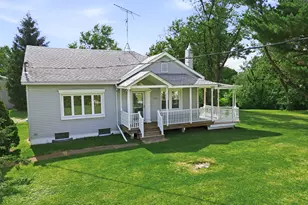 8240 Randolph St, Crown Point, IN 46307 - Photo 2