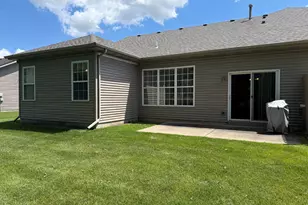 1468 Mackinaw Pl, Schererville, IN 46375 - Photo 4