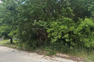 725 W 7th Ave, Gary, IN 46402 - Photo 1
