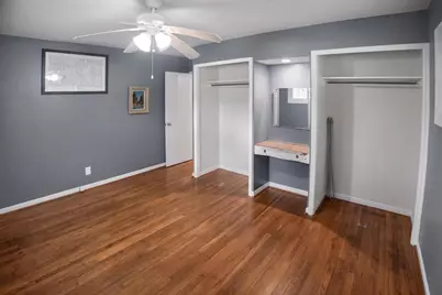 922 E Crestview Court, Crown Point, IN 46307 - Photo 20