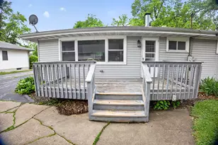 922 E Crestview Ct, Crown Point, IN 46307 - Photo 6