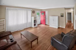 922 E Crestview Ct, Crown Point, IN 46307 - Photo 10
