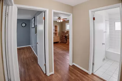 922 E Crestview Court, Crown Point, IN 46307 - Photo 14