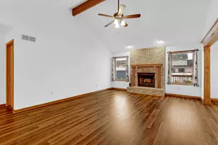 218 Summerhill Dr, Dyer, IN 46311 - Photo 6
