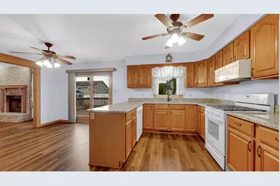 218 Summerhill Drive, Dyer, IN 46311 - Photo 12