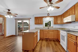 218 Summerhill Dr, Dyer, IN 46311 - Photo 12