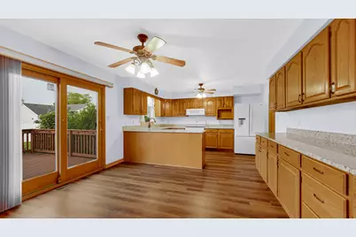 218 Summerhill Drive, Dyer, IN 46311 - Photo 10