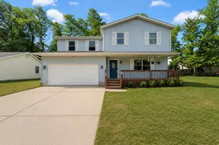 1318 Whippoorwill Rd, Valparaiso, IN 46383 - Photo 1