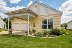 9225 Norris Dr, Hobart, IN 46342 - Photo 2