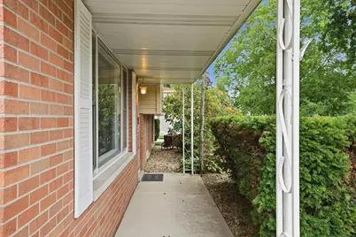 725 W 70th Avenue, Merrillville, IN 46410 - Photo 4