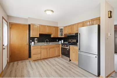 725 W 70th Avenue, Merrillville, IN 46410 - Photo 12