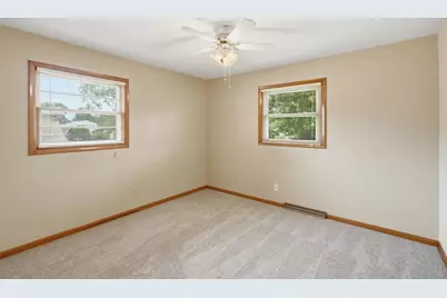 725 W 70th Avenue, Merrillville, IN 46410 - Photo 18