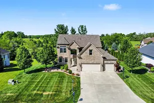 8940 Doubletree Dr N, Winfield, IN 46307 - Photo 26
