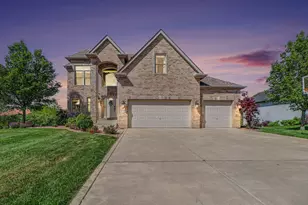 8940 Doubletree Dr N, Winfield, IN 46307 - Photo 2