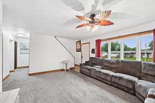 371 W 550 N, Valparaiso, IN 46385 - Photo 4
