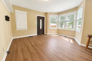 544 Fremont St, La Porte, IN 46350 - Photo 2