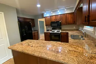 141 Guilford Rd, Valparaiso, IN 46385 - Photo 6