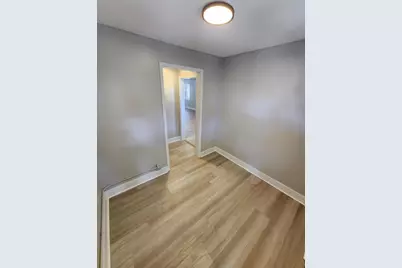 1542 Fischrupp Avenue, Whiting, IN 46394 - Photo 2