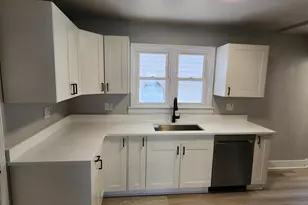 1542 Fischrupp Ave, Whiting, IN 46394 - Photo 6