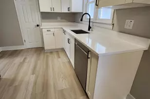 1542 Fischrupp Ave, Whiting, IN 46394 - Photo 8