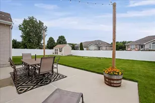 1974 Westridge Dr, Dyer, IN 46311 - Photo 34