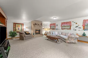 10856 N Makeever Dr E, Demotte, IN 46310 - Photo 28