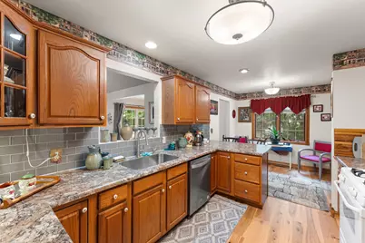 10856 N Makeever Drive E, Demotte, IN 46310 - Photo 12